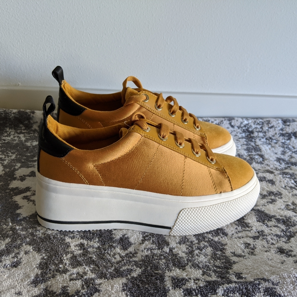Stradivarius Women's Sneakers
